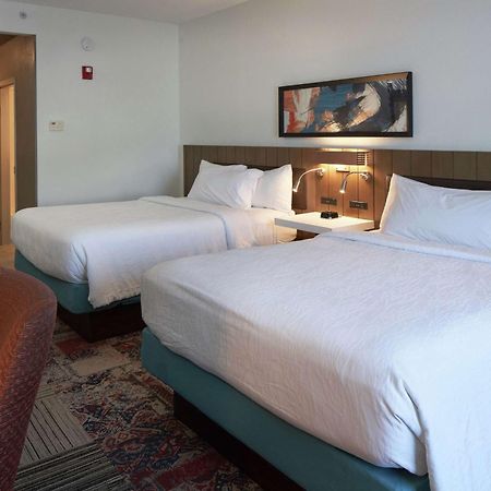 Hilton Garden Inn Evansville Exterior photo