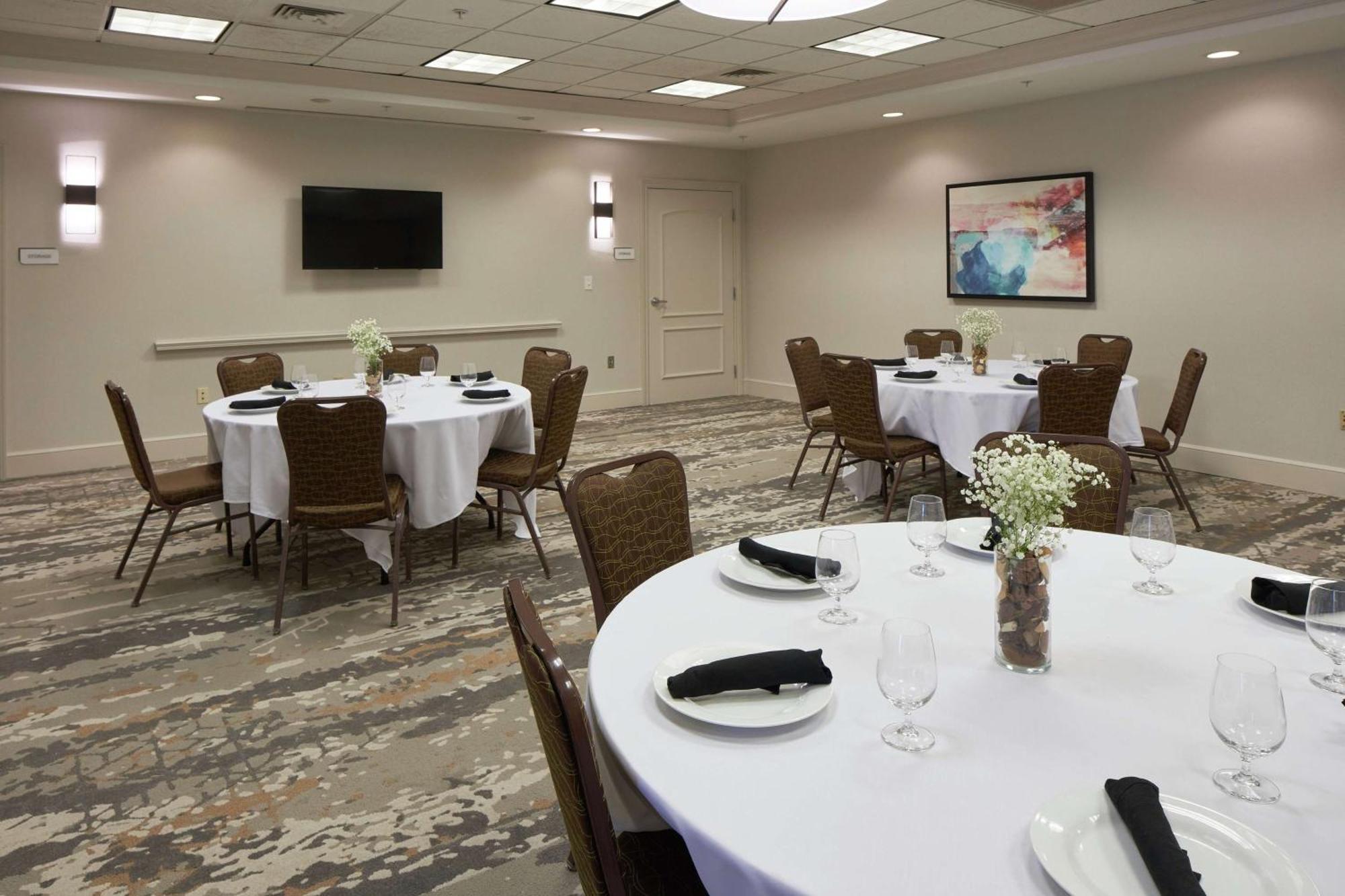 Hilton Garden Inn Evansville Exterior photo