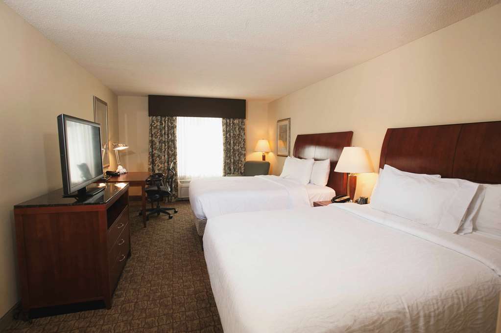Hilton Garden Inn Evansville Room photo