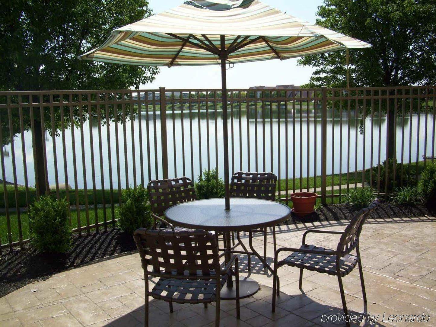 Hilton Garden Inn Evansville Exterior photo